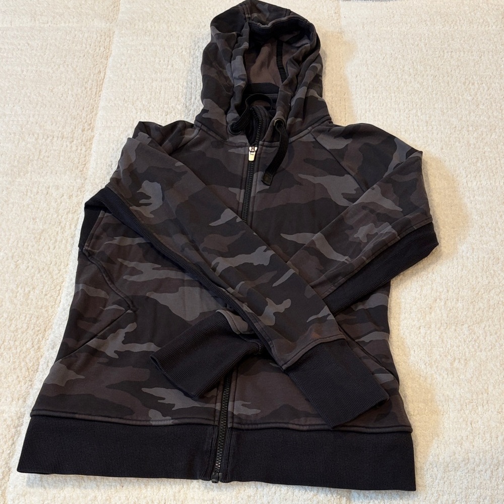 Woman’s Athleta Camouflage Zip-Up Hoodie